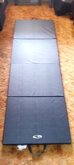 EXERCISE MAT