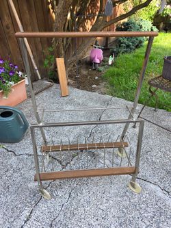 Mid-Century Modern record holder