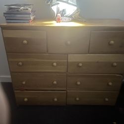 9 DRAWER All Solid Wood Dresser
