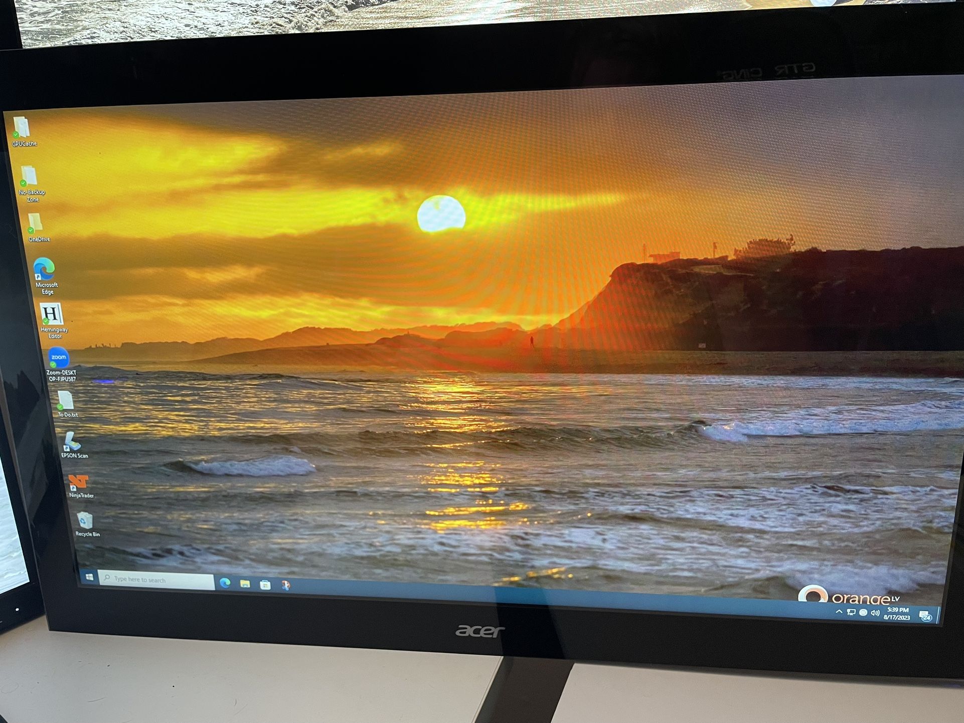 Acer T272HL 27-inch Touch Screen Monitor