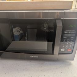Toshiba Microwave 