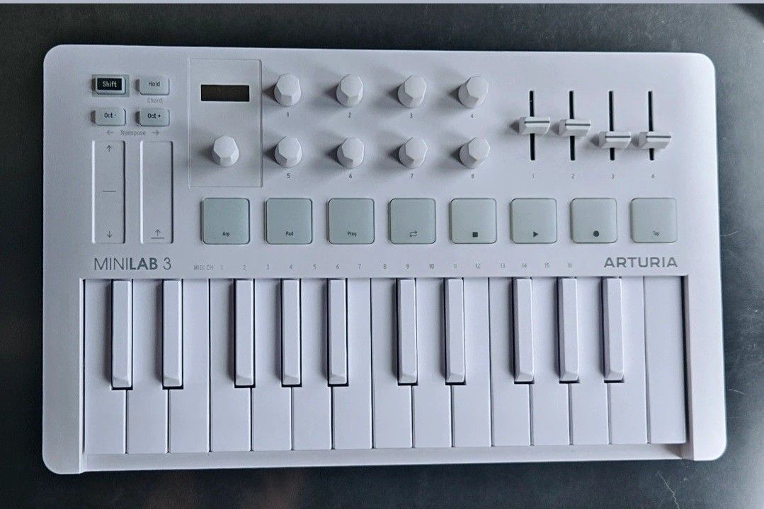 Arturia Mini Lab 3 Alpine White