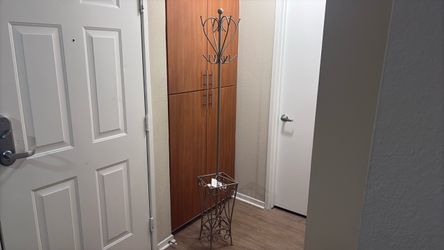 Coat hanger