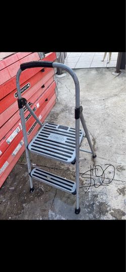 Excellent Condition two step and more sizes available Aluminum ladders