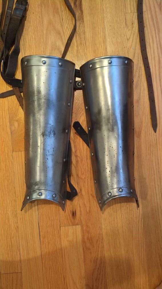 Steel greaves - Shin Armor for LARP/SCA/Cosplay