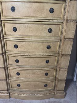 Wood dresser