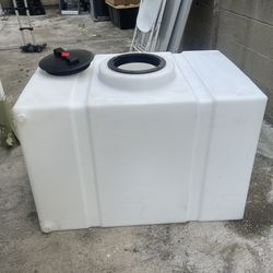 100 gallon plastic white water storage tank