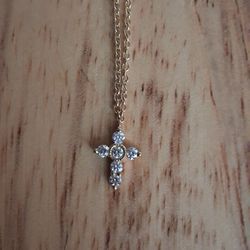 18k Gold/Diamond Cross