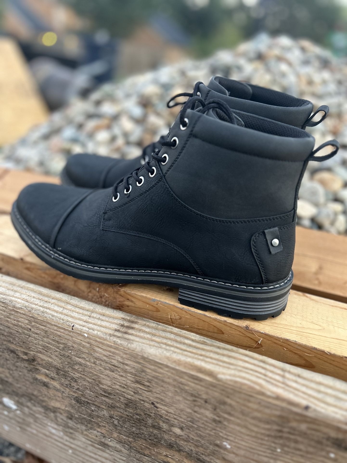 Perry Ellis Men’s Boot Size 13