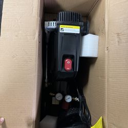 Husky 8 Gallon Air Compressor 