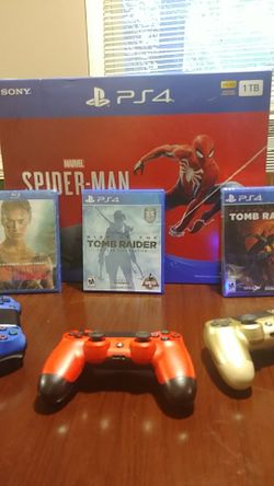 Ps4 bundle deal 3 games 2 controllers