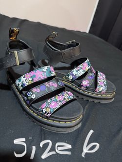 Dr Martens Sandals
