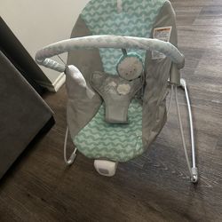 Vibrating Baby Bouncer