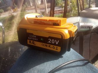 DeWalt 8ah battery