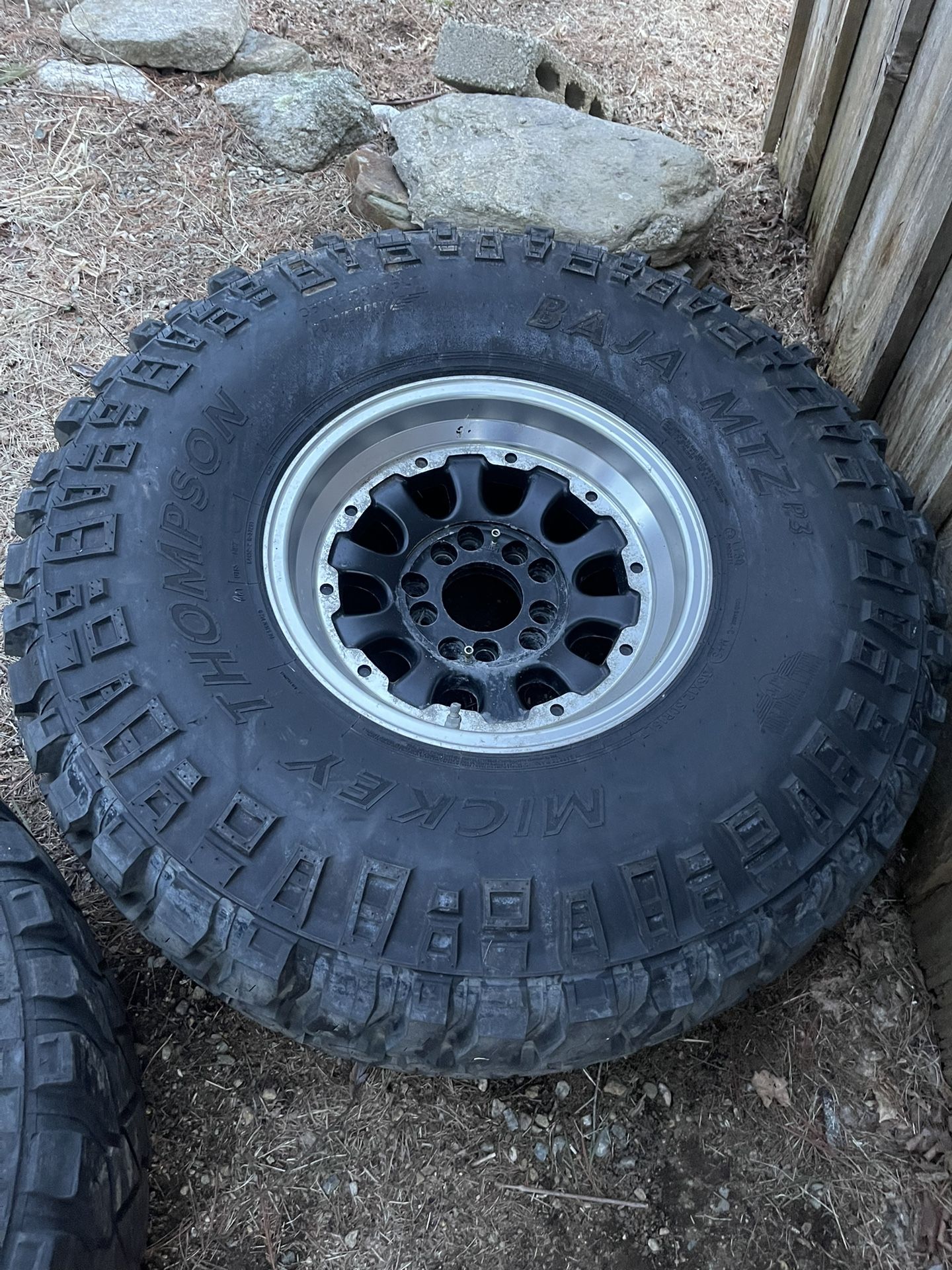 5x 35in Mickey Thompson