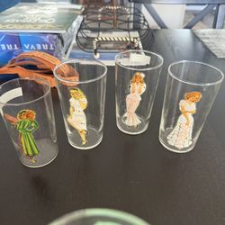 Four Peakaboo Glasses Vintage