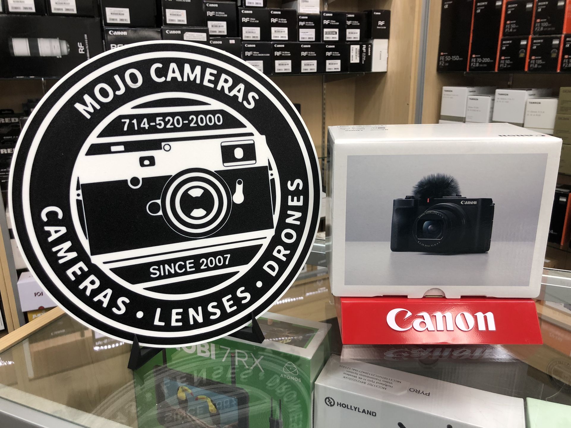 Canon Powershot V1