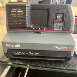 Polaroid impulse AF auto focus system