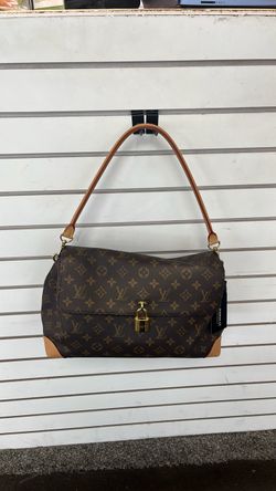 Louis Vuitton Monogram Shoulder Bag