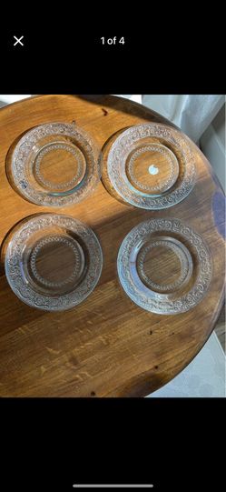 4 Vintage Plates 
