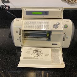 Cricut Personal Electronic Cutting Machine CRV001 With AC Adapter (READ)