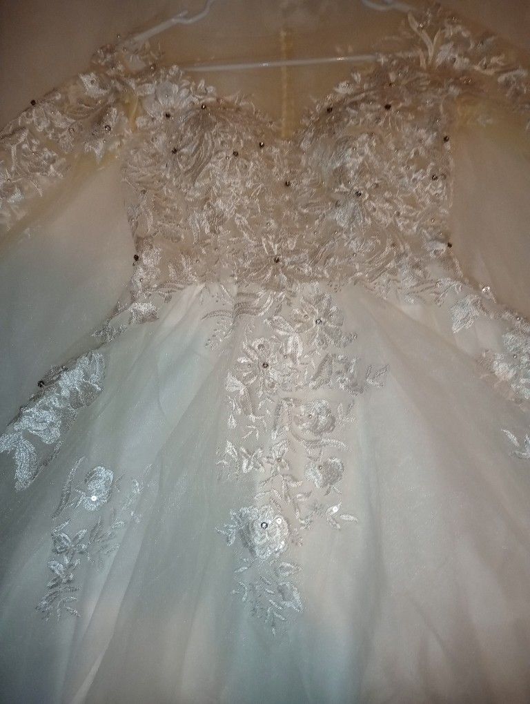 Wedding Dress Size 8