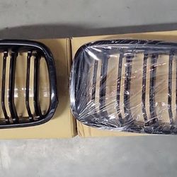 F8X Style Grill for E9x

Gloss BlackE92/E93 LCI