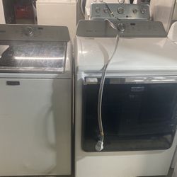 Maytag washer and dryer electric dryer working great big tub XXL capacity
