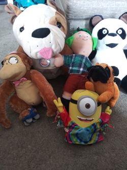 Stuffed Animals, toddler, Chavo del 8 y Minnions etc