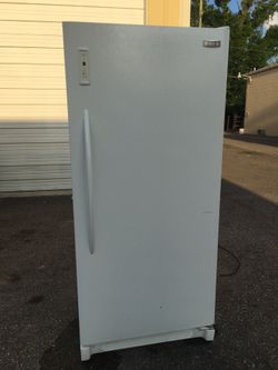 Frigidaire stand up freezer