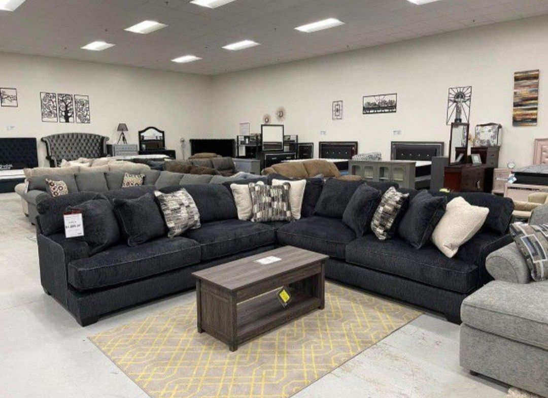 Charcoal 3 Piece Sectional,Couch/ Home Decor/ Fast Delivery 