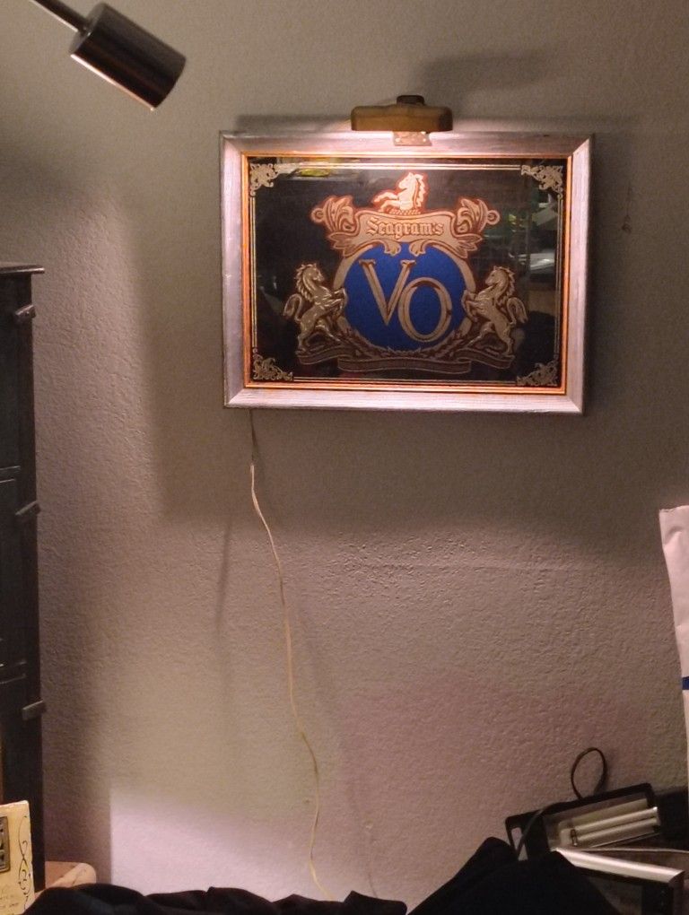 Seagrams VO Mirror with Art Frame Light