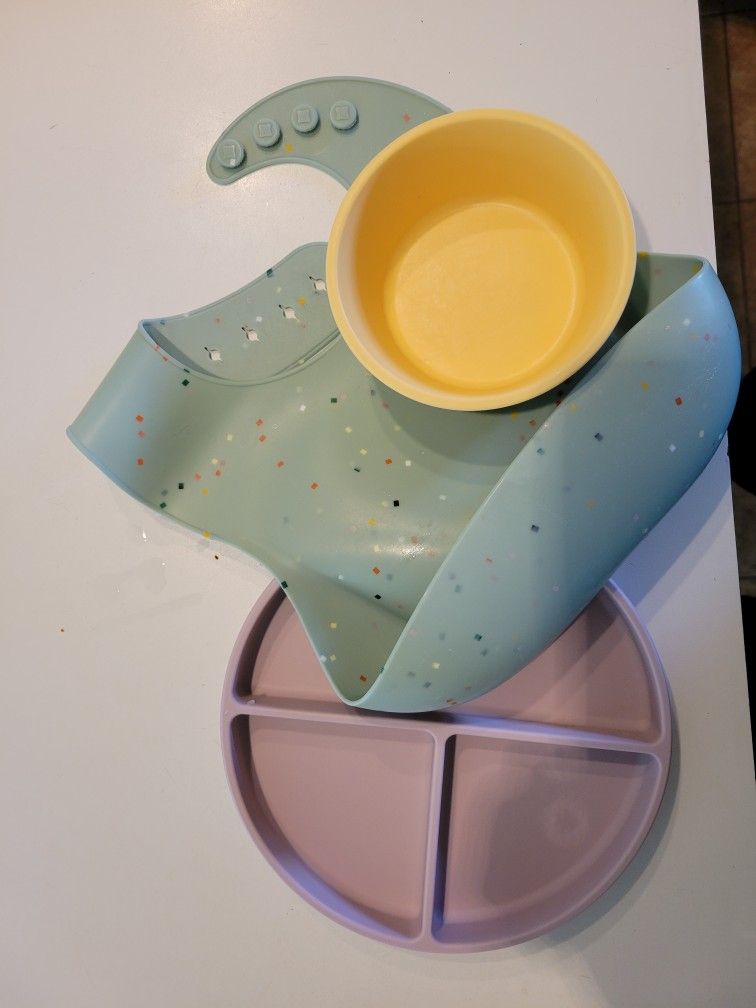 Mushie Plate, Bowl, And Bib