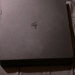 PS4 Slim