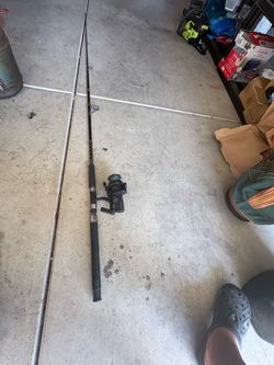 7 food medium fishing pole with reel