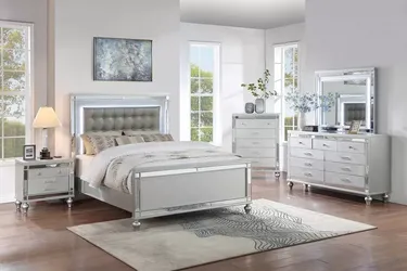Silver Glam Style Bedroom