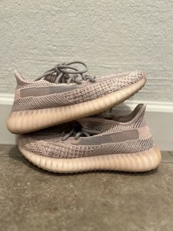 Yeezy Boost Synth Size 6