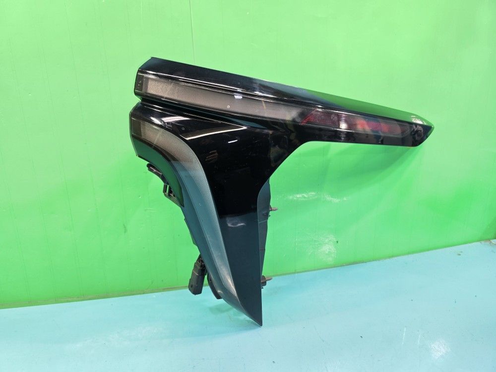 TRAVERSE 2024 2025 TAILLIGHT OEM