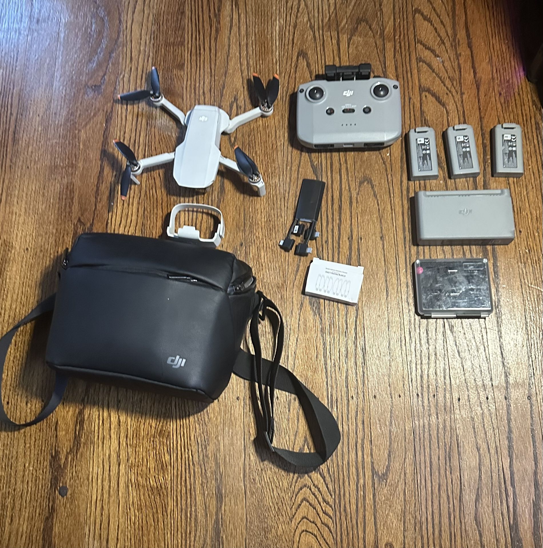DJI Mini 2 Fly More Combo  4K Drone Bundle 