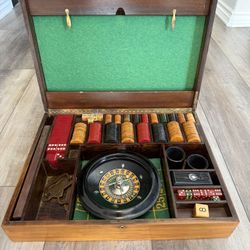 Vintage gambling set
