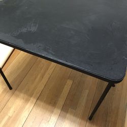 Foldable Table