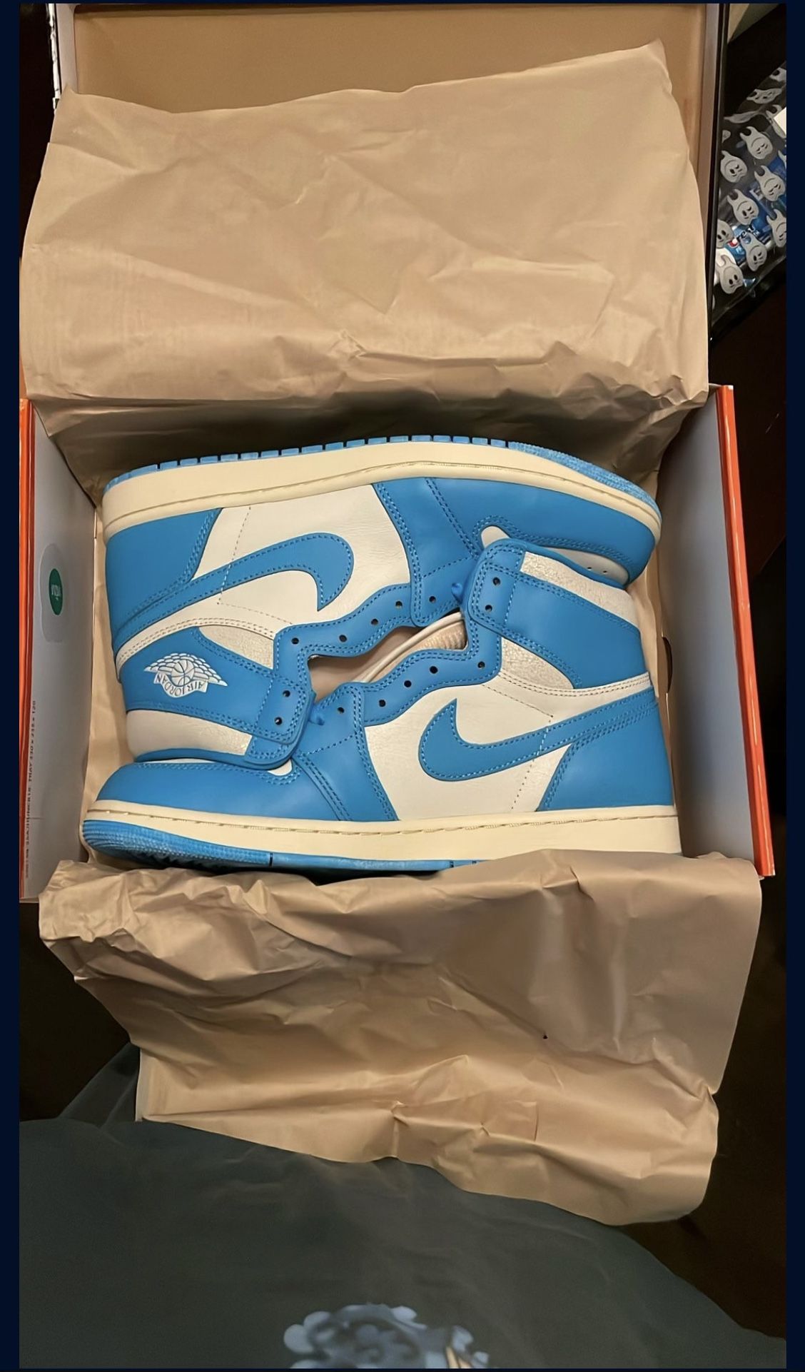 Jordan Retro 1 UNC