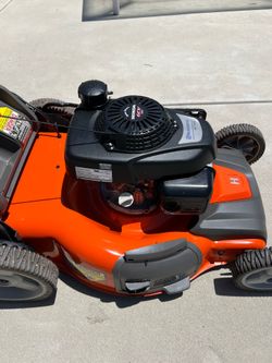 Husqavarna/Honda RWD Self propelled commercial lawnmower