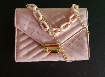 Light Pink Chevron Crossbody
