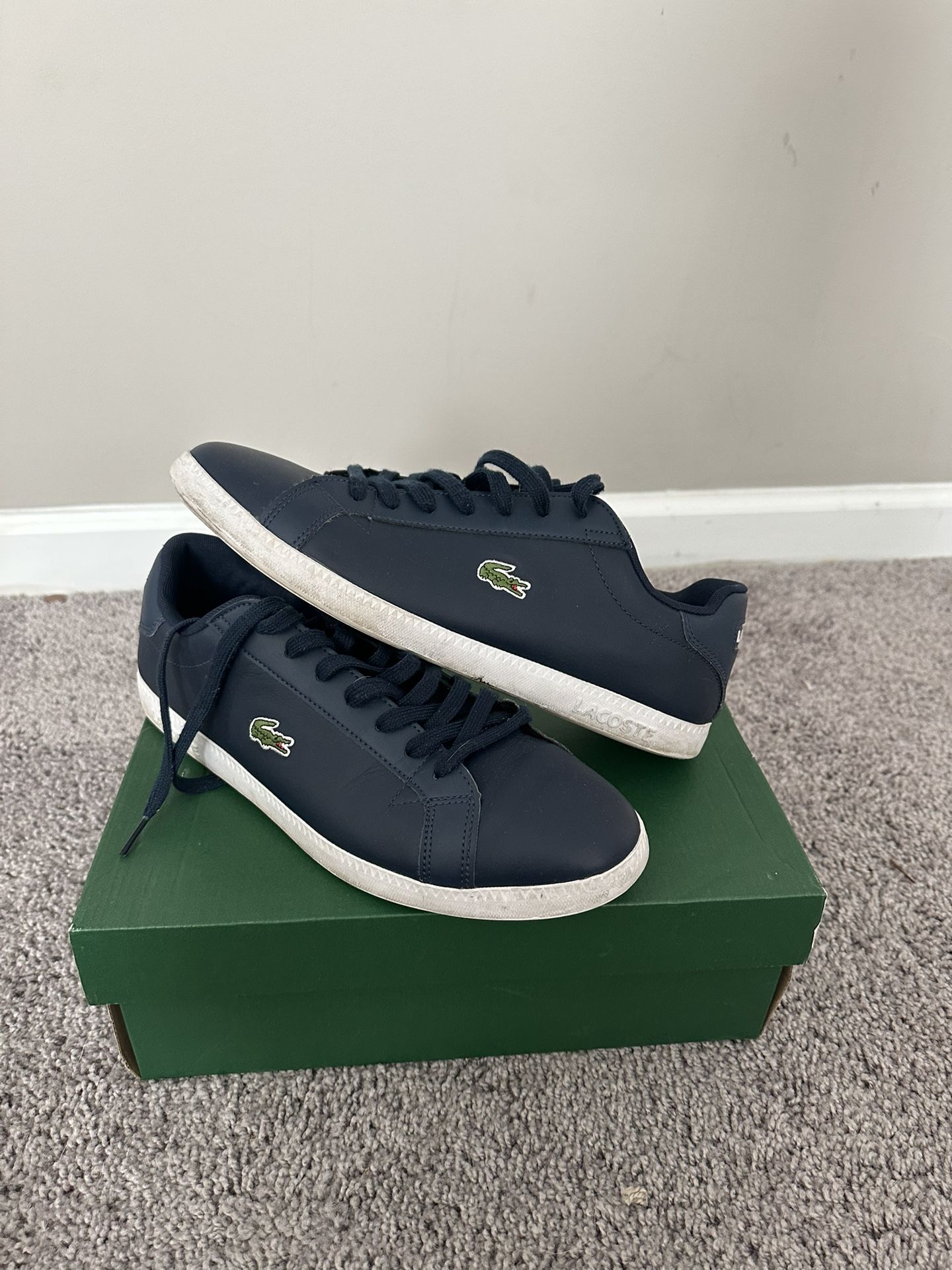 Lacoste Men Graduate Sneakers