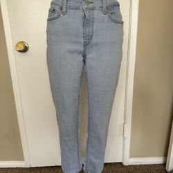 Women’s Levi’s Boyfriend Cut Size 29x27