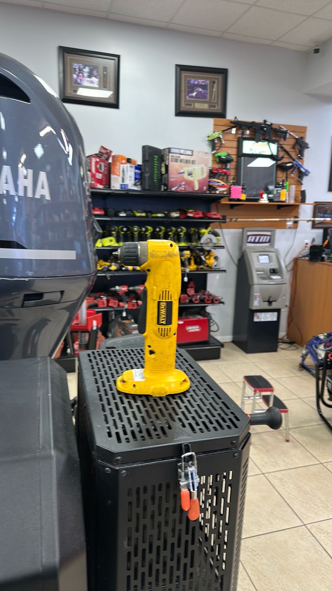 DeWalt DW960 18V Right Angle Drill – Works Great, Tight Spaces