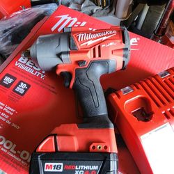 Firm Price 🛑 Milwaukee M18 Fuel 1/2 Impact Wrench Used Good Batt&Charger Included. Precio Firme 🛑  