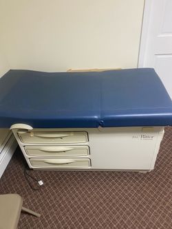 Examination table