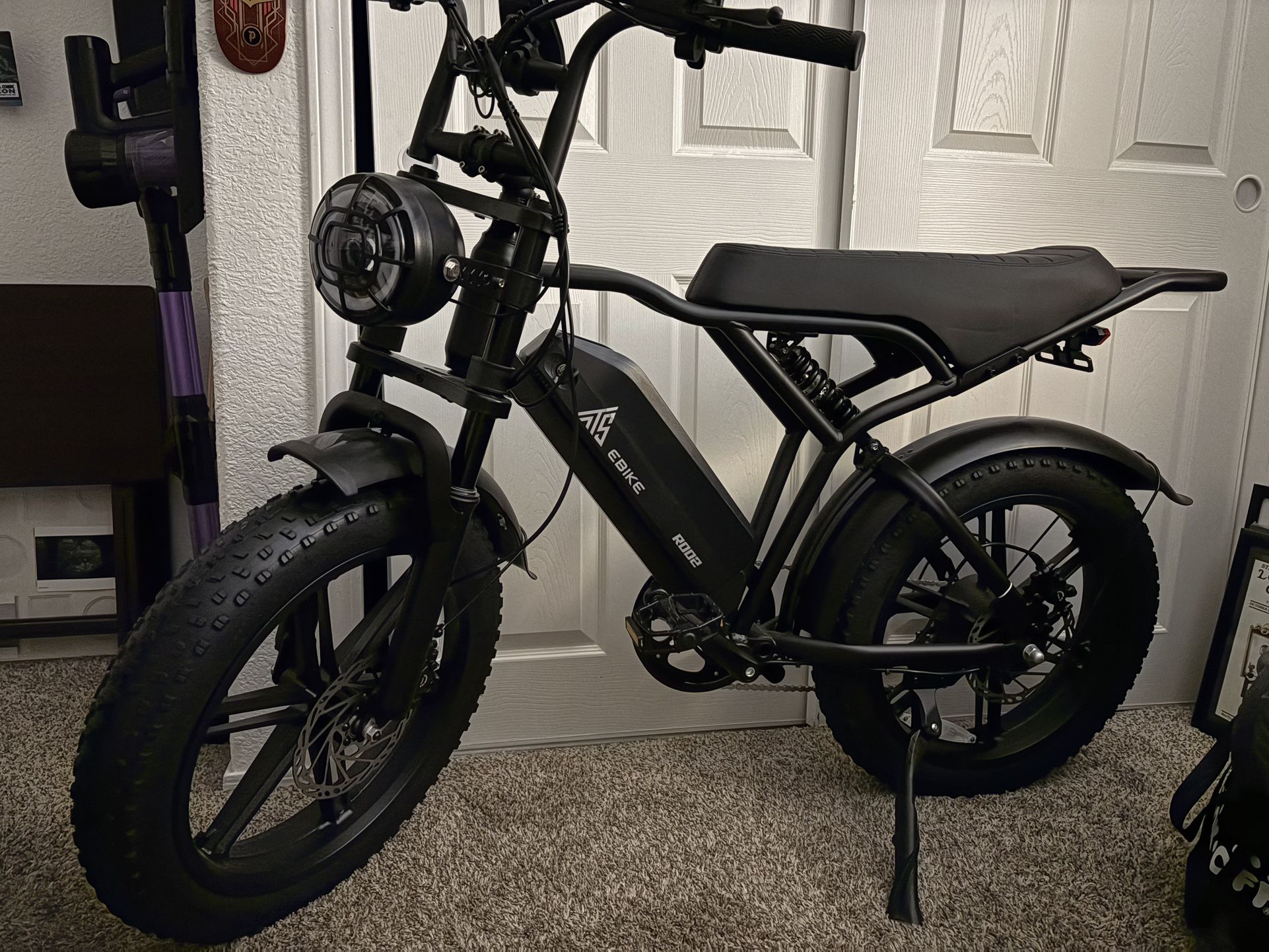 TST® RO02 20" 1500W Full Suspension Moped-style Electric Bike